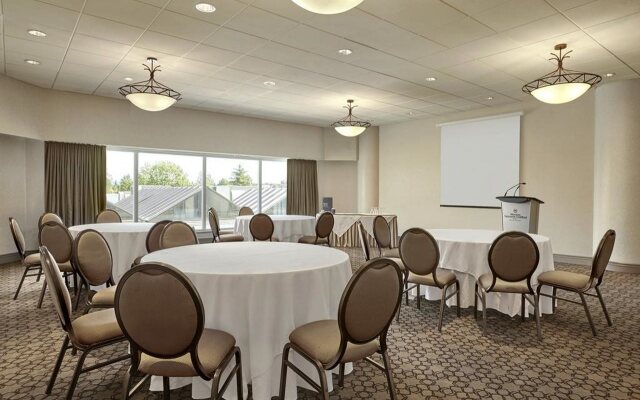 Sheraton Vancouver Guildford Hotel