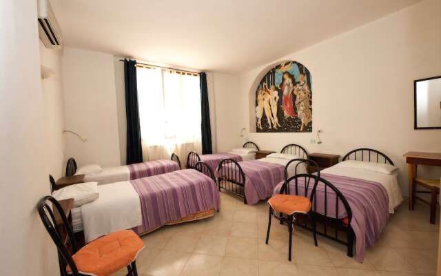 Barbara House - Guest House