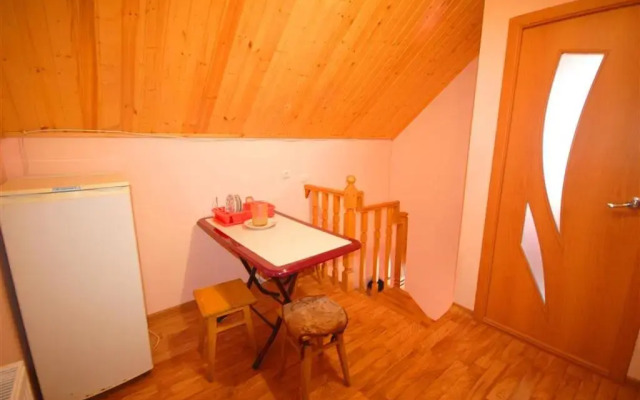 Guest House on Shevchenko 246A