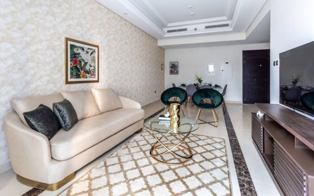 Sleek & Sophisticated 2BR With Study Within Downtown Dubai!