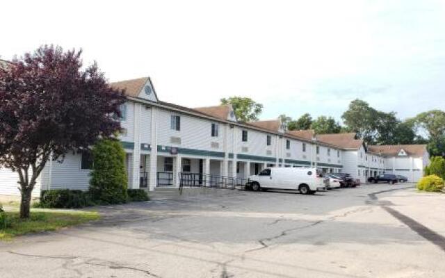 Super 8 Weymouth/boston Area