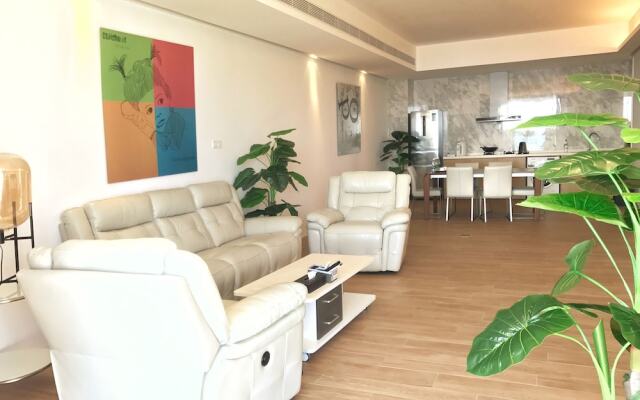 Hulusea Hotel Resort