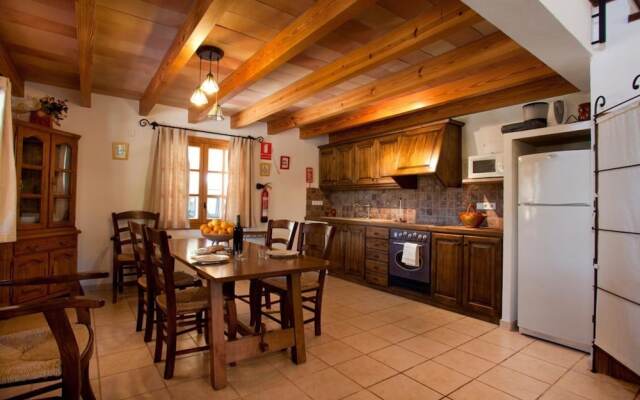 Villa - 3 Bedrooms with Pool and WiFi - 103168