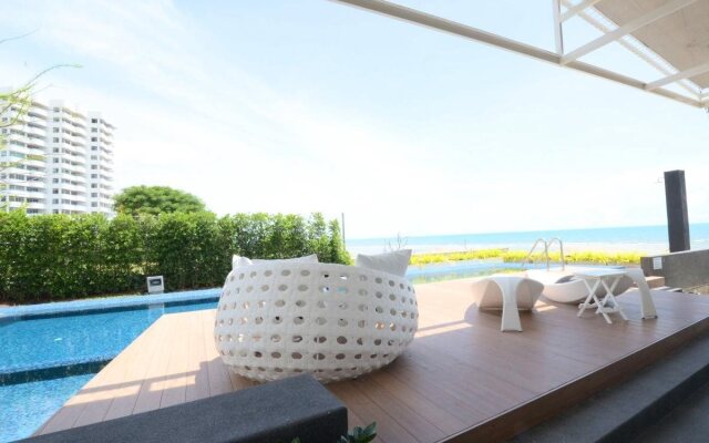 Baby Grand Hua Hin Hotel