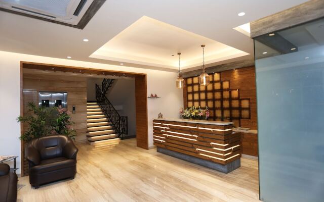 Capital O 18921 Hotel Yelchiko