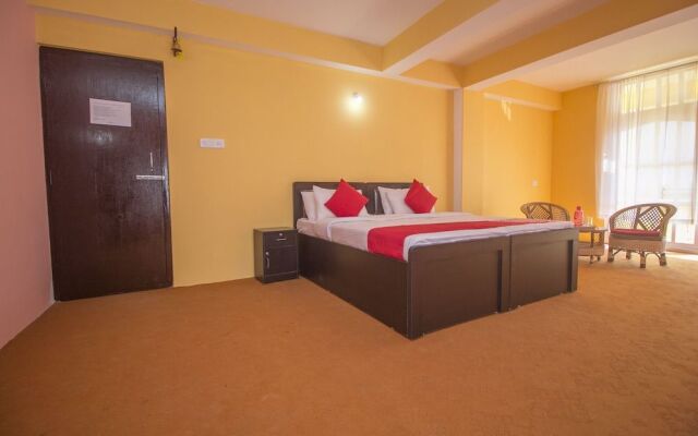 Oyo 24247 Hotel Everest Mansion