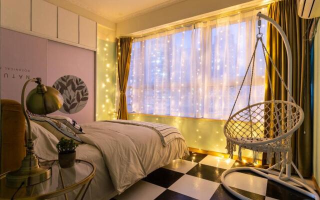 Wuhan Jiangan·Jinyuan World Center· Locals Apartment 00172850