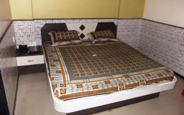 Hotel Raj