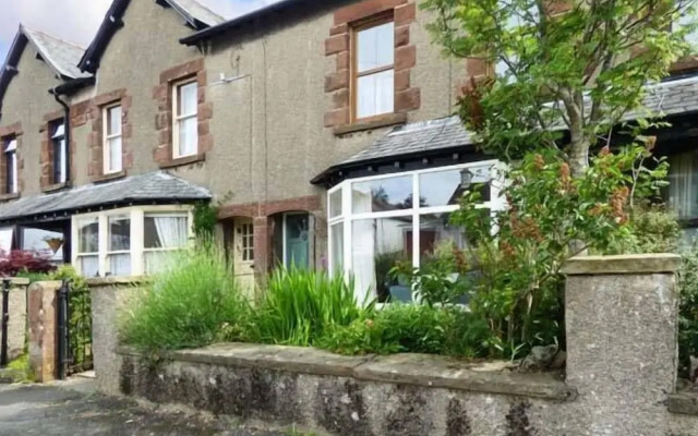 2 West View