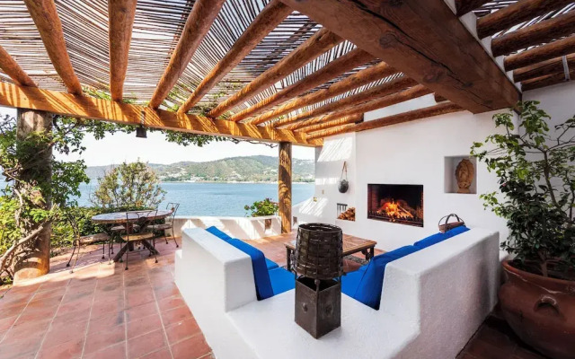 Casa Cuatro Elementos