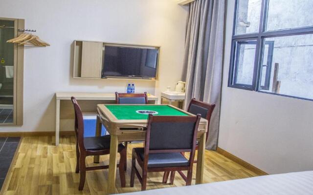 7Days Inn Huaihua Zhijiang Pedestrian Street Branch