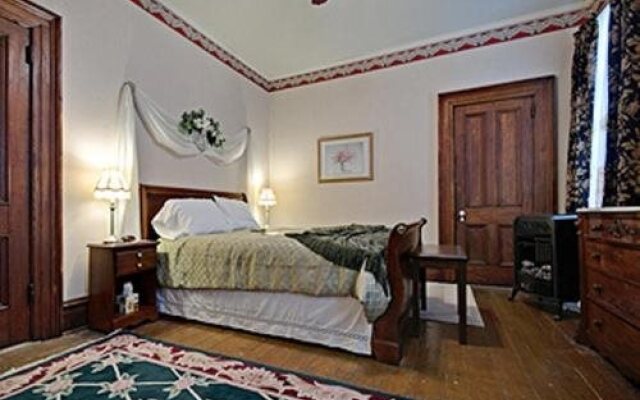 Lackawanna Bed & Breakfast