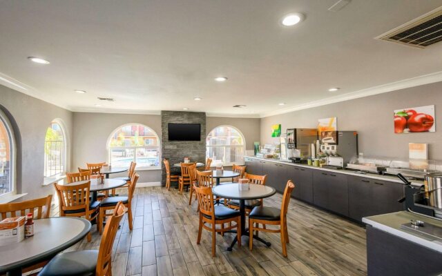 Quality Inn Redding near I-5