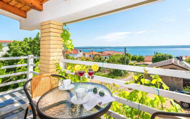 Cherry Apartment With Sea View