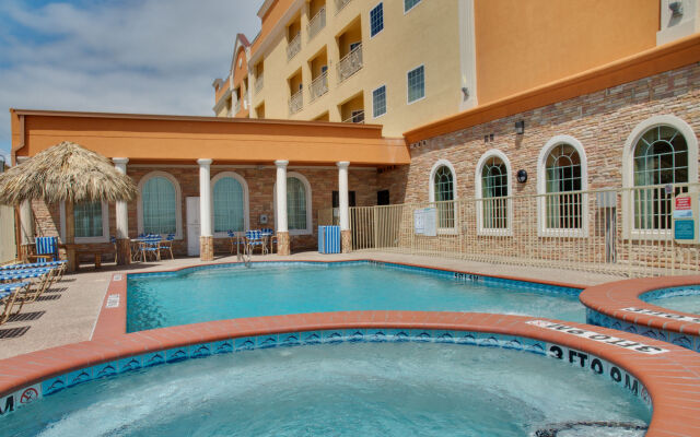 Holiday Inn Express Hotel & Suites Galveston West-Seawall by IHG