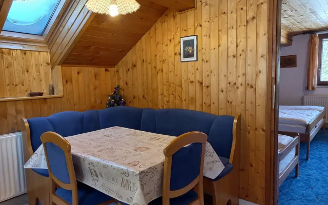 Apartments Jakelj