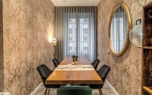 Apollo Boutique Hotel