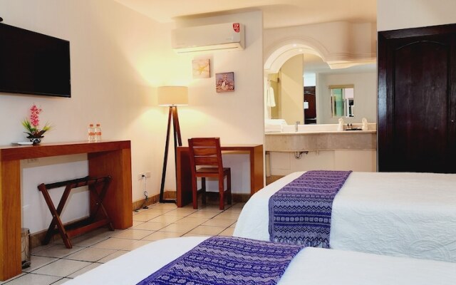 Hotel Boutique Plaza Doradas