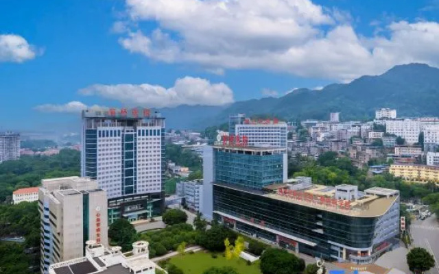 Vienna 3 Best Hotel (Chongqing Shapingba Ciqikou) – Outside – Chongqing