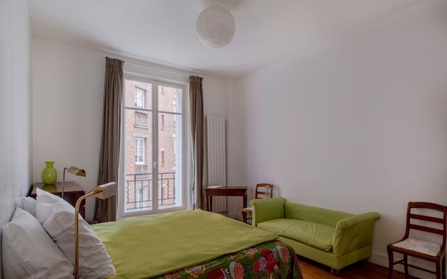 Paris Prestige Rousseau Residence