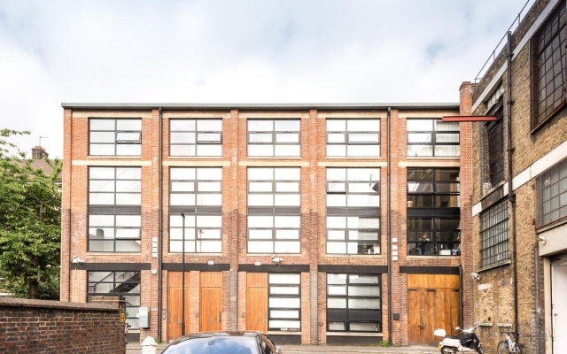 Second Nest London Warehouse