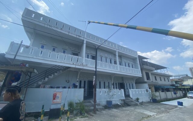 OYO 93130 Baloi Homestay