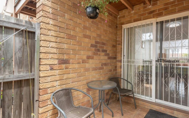 Relax Open View Townhouse for Family Qca018