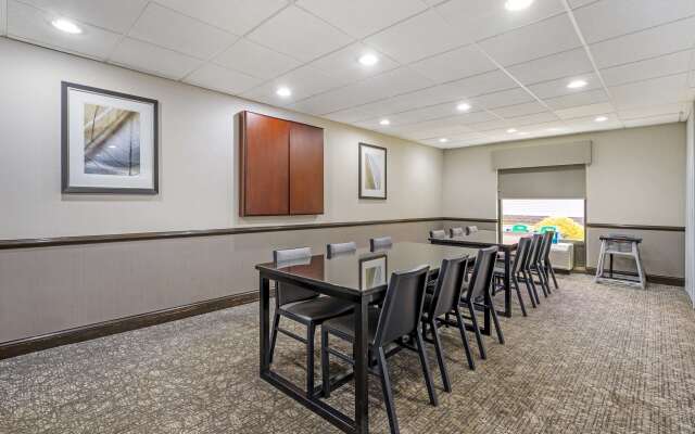 Best Western Suites