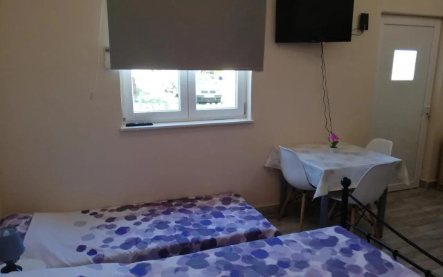 Studio apartman Palmira