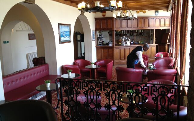 Fort d'Auvergne Hotel
