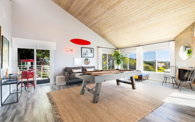 Sea Star by AvantStay | Gold Medal Olympian's Malibu Estate | Pool, Spa & Views