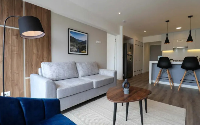 w Fabulous 2BR w Balcony in Miraflores