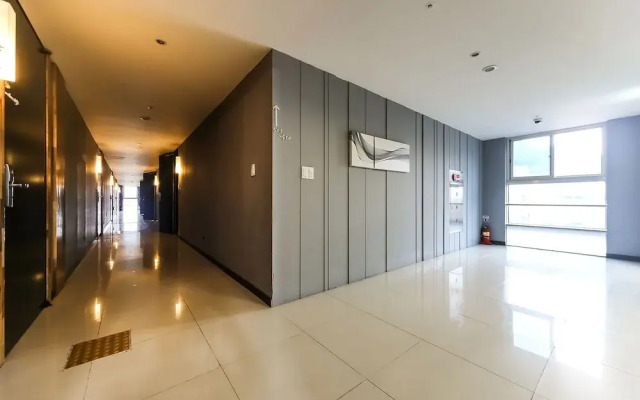 Changwon Buk-myeon The B and B Hotel