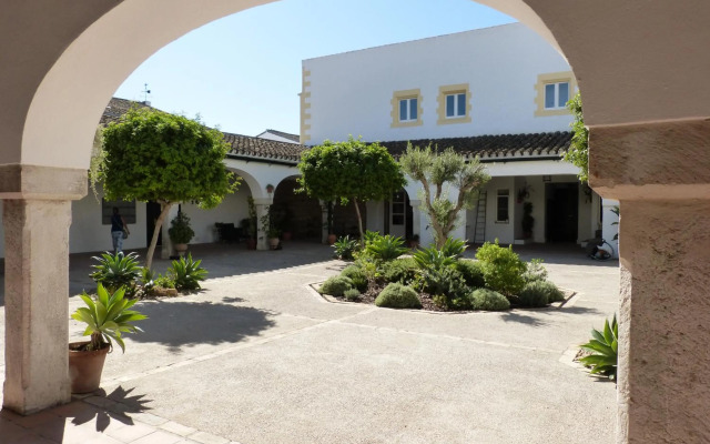 Cream Loft. Siente Jerez. Parking+Wifi+Netflix