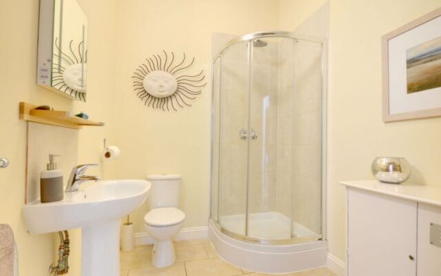 Holiday Home Round Robin