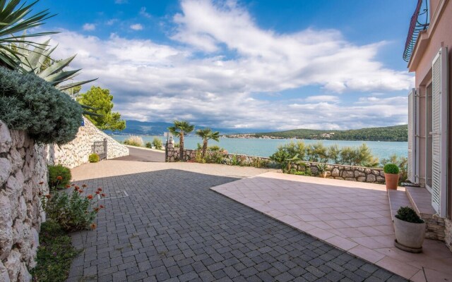Amazing Home in Cizici With Wifi and 1 Bedrooms