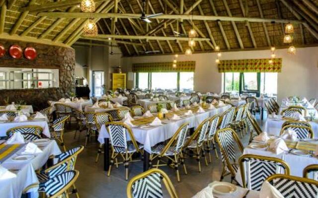 Cradle Moon Lakeside Game Lodge