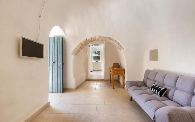 Trulli La Meringa by BarbarHouse