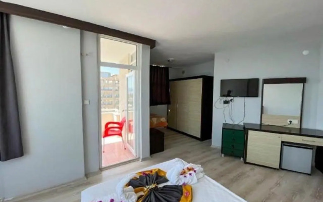 Semt Luna Beach Hotel