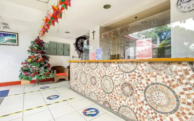 OYO 842 City Smiles Apartelle (Vaccinated Staff)