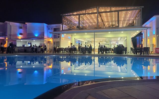 Ayra Family Club Hotel