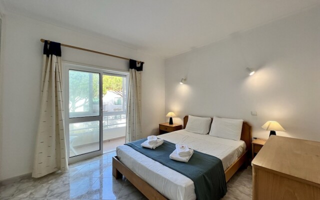 Albufeira Falesia Beach 4 by Homing