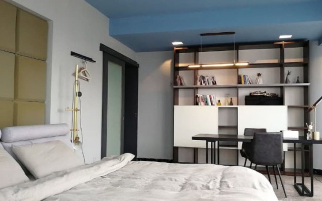 Ri Yue Xing Cheng Apartment 32