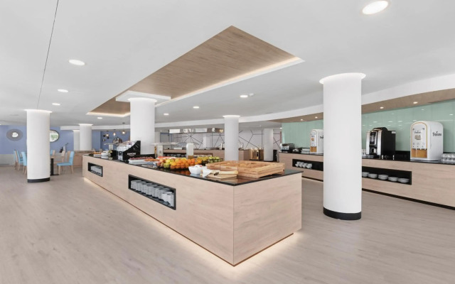 Palmanova Suites by TRH