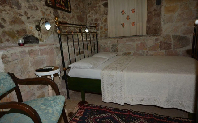 Cunda Zehra Teyzenin Evi