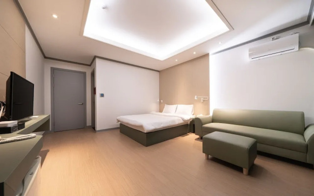 Yangyang See Star Donghae