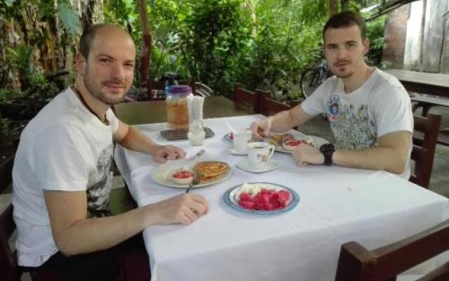 Hostel Edelma