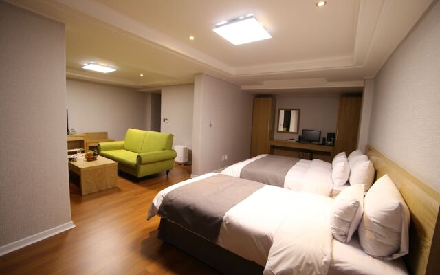 Iksan Grand Palace Hotel