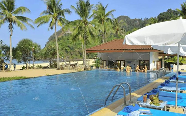 Koh Mook Charlie Beach Resort & Hotel