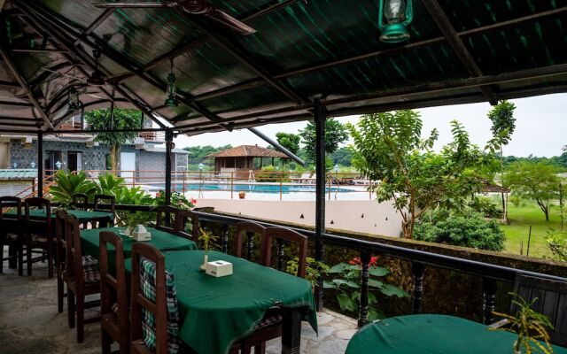 Hotel Riverside